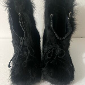 Black Beaver fur boots - Front zipper - Standard Nakiuk
Unisex